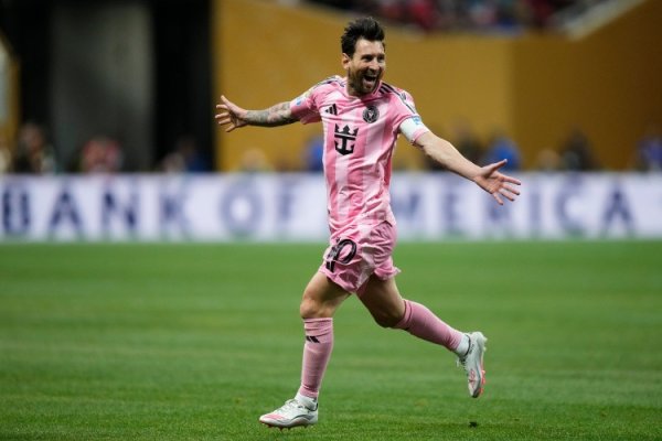 Huấn luyện viên của New England Revolution: Messi đang chơi bóng đá tốt nhất trong sự nghiệp của mìn